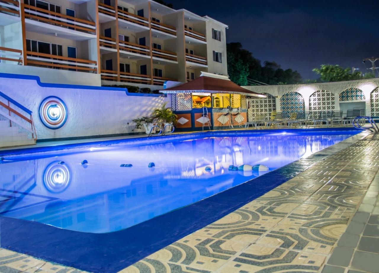 Montego Hotel Montego Bay Esterno foto