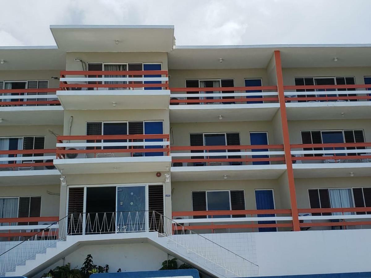 Montego Hotel Montego Bay Esterno foto