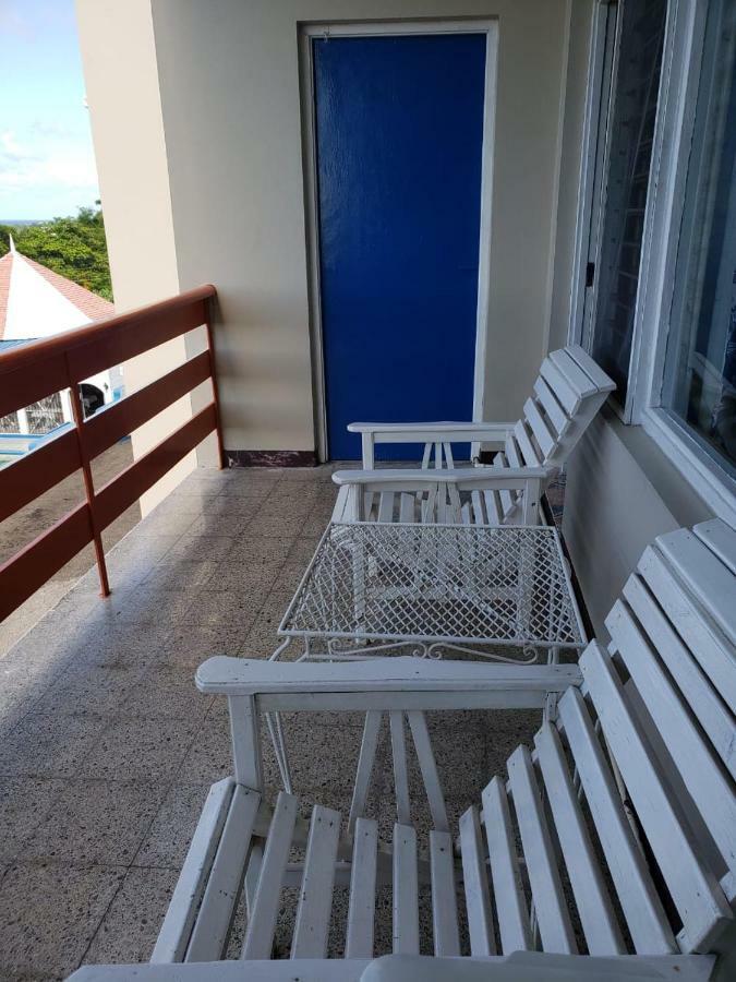 Montego Hotel Montego Bay Esterno foto